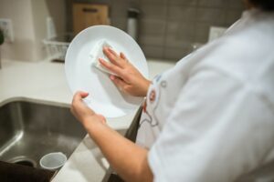 Gleam Chemicals' Commercial Dishwashing Liquid